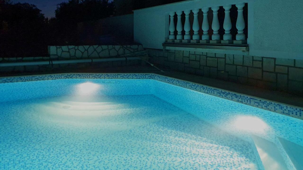 Villa Kovach Đảo Krk Ngoại thất bức ảnh